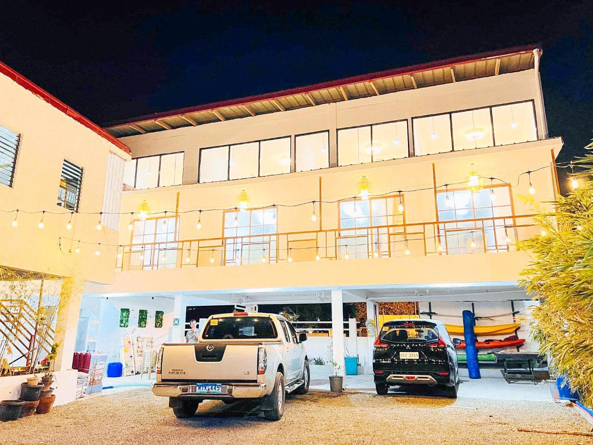 The Lavana Villa Del Matabungkay By Reddoorz Lian Esterno foto